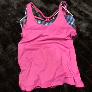 Lululemon tank w/sports bra